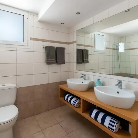 Villa Paradeiso With Private Pool Líndos